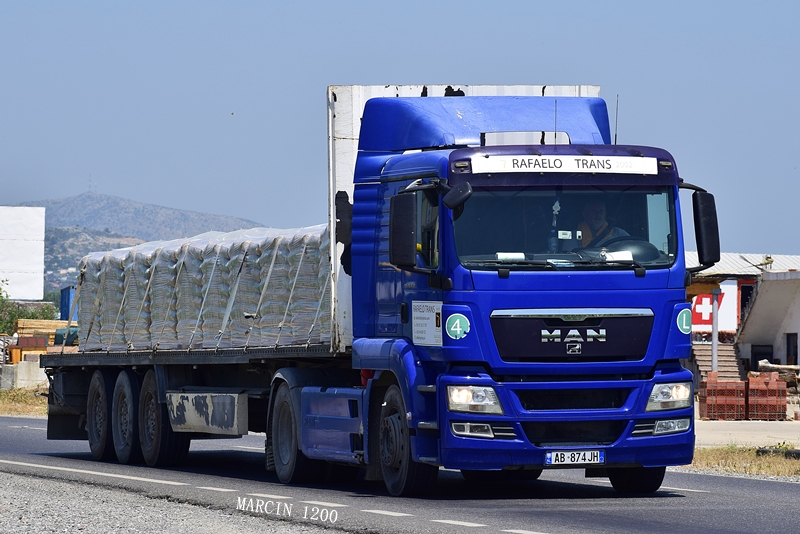 _DSC5364-crop-RAFAELO TRANS-MAN TGX.JPG
