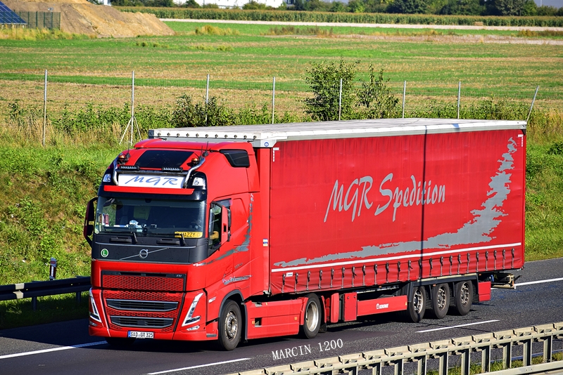 _DSC7039-crop-MGR Spedition- Volvo FH V.JPG