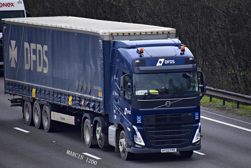 _DSC0142-crop-DFDS-Volvo FH V.JPG