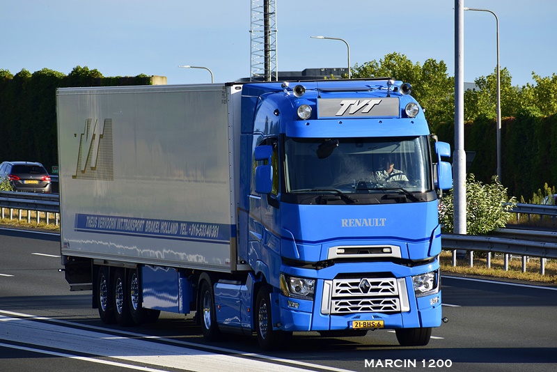 _DSC8027-crop-TVT Brakel-Renault Range T.JPG