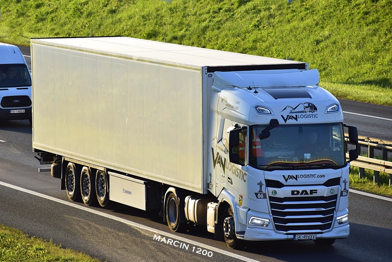 _DSC6739-crop-Van Logistic-DAF XG.JPG