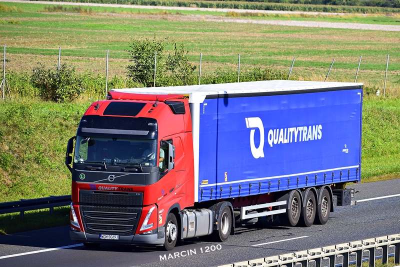 _DSC6953-crop-TSL CARGO TRANS-VOLVO FH V.JPG