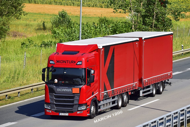 _DSC5504-crop-KONTUR-SCANIA R460 NG.JPG