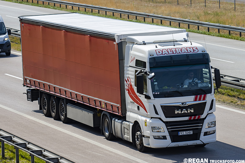 MAN TGX Daltrans.jpg