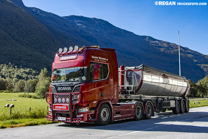 Scania V8 Torleiv Straume.jpg