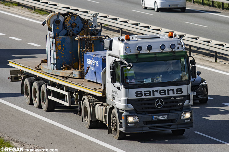 Mercedes-Benz Actros MP2 Sarens Polska.jpg
