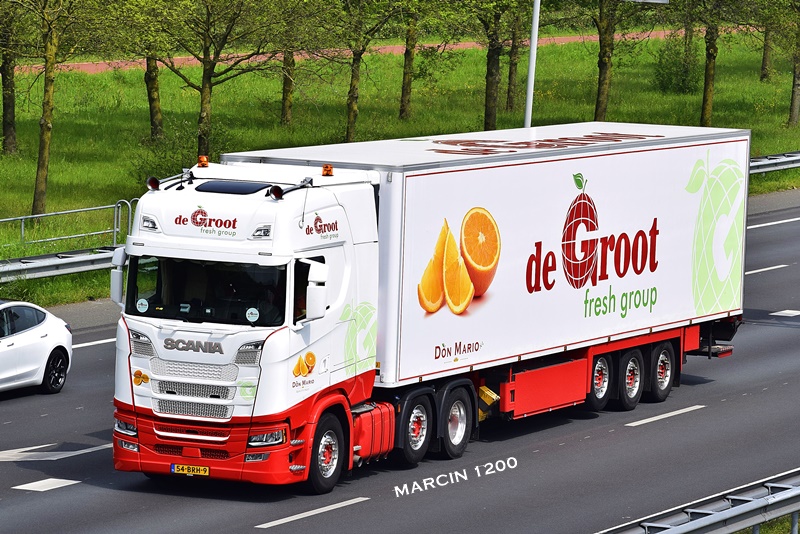 _DSC3052-crop-DE GROOT-SCANIA S NG.JPG
