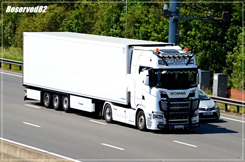 DSC_1898.JPG Czarny.JPG