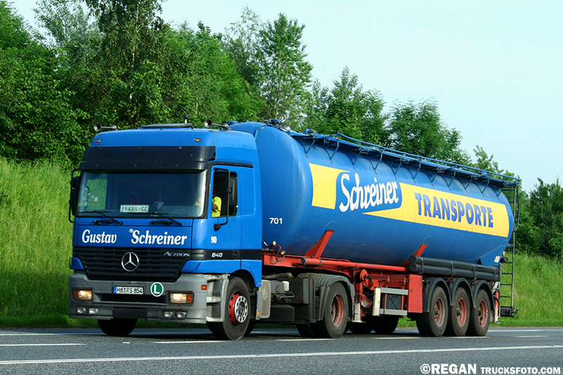 Mercedes-Benz Actros MP1 - Gustav Schreiner.jpg