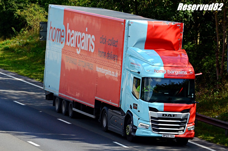 DSC_5203.JPG Home.JPG