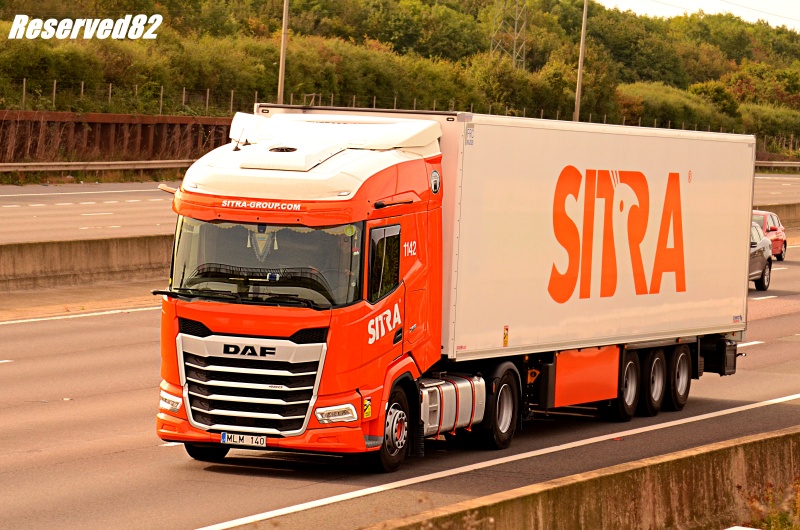 DSC_7993.JPG Sitra.JPG