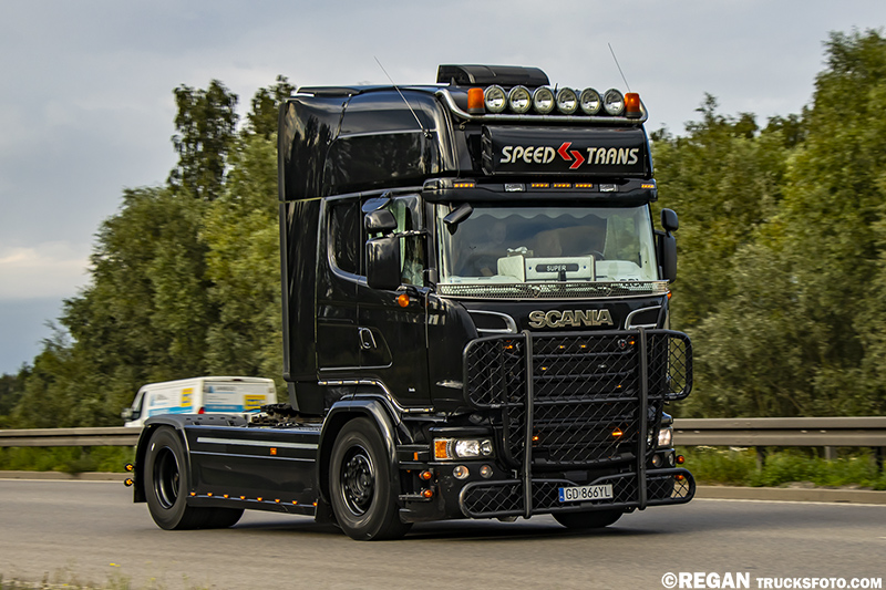 Scania R410 Streamline - SpeedTrans.jpg