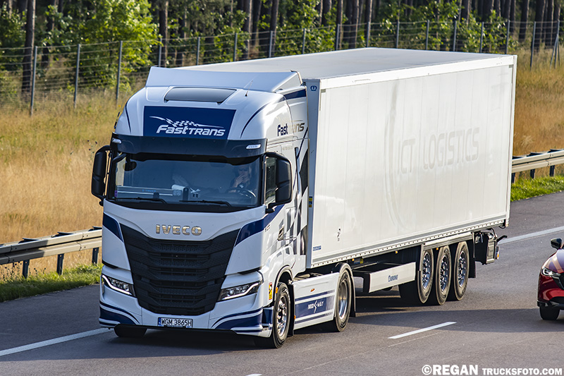 Iveco S-Way Fasttrans.jpg