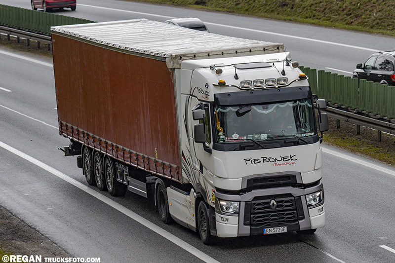 Renault Range T - Pieronek.jpg