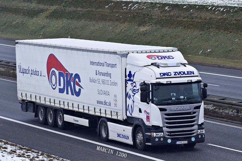 _DSC3672-crop-DKC ZVOLEN-SCANIA STREAMLINE R450.JPG