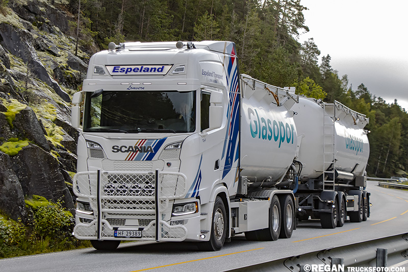 Scania 770S - Espeland - Glaspor.jpg