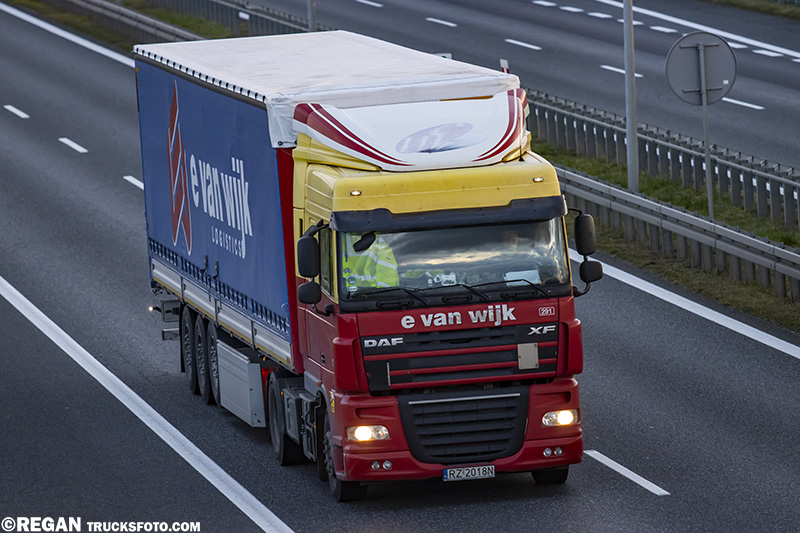 DAF XF105 - E Van Wijk.jpg
