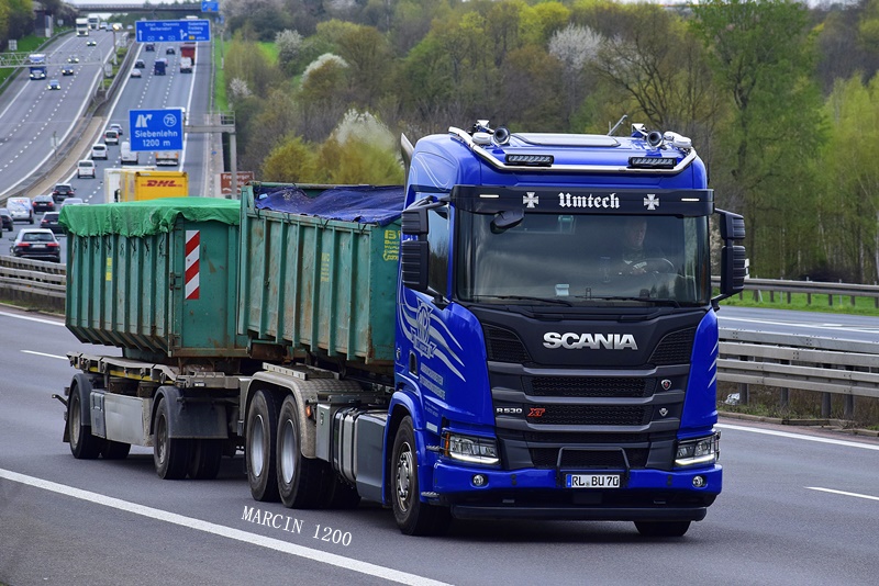 _DSC1168-crop-UMTECH-R530 XT.JPG