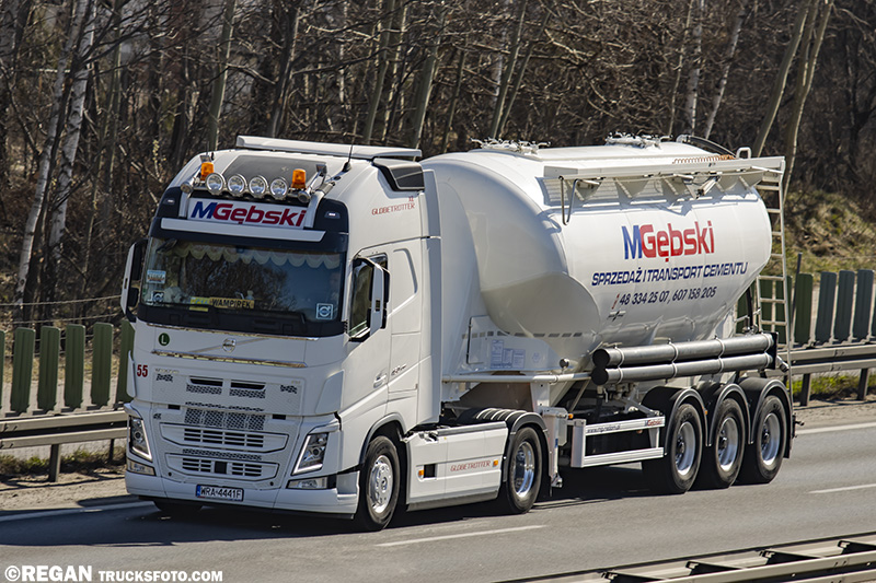 Volvo FH4 MGębski.jpg
