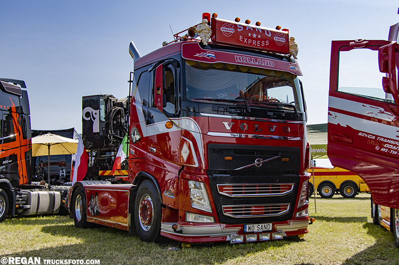 Volvo FH4 - Sand Express ex. Weeda.jpg