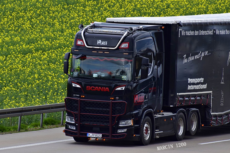 _DSC2025-crop-SCANIA S730 V8 NG-Plass Transporte.JPG