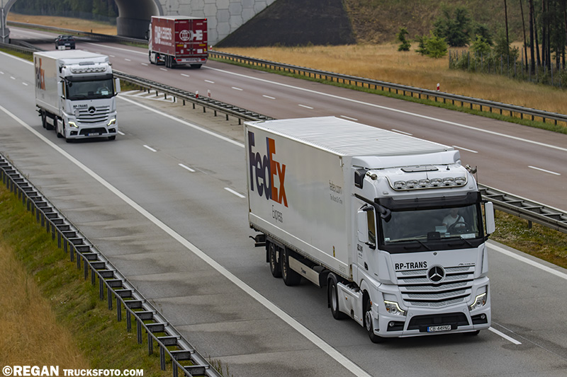 Mercedes-Benz Actros MP5 - RP-Trans.jpg