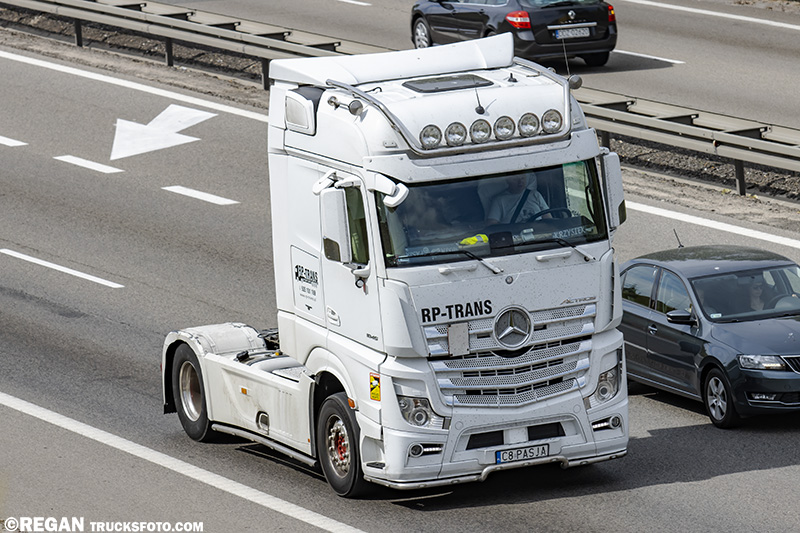 Mercedes-Benz Actros MP4 - RP Trans.jpg