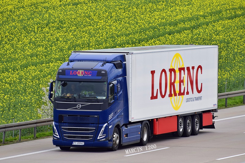 _DSC1538-crop-LORENC-VOLVO FH V.JPG