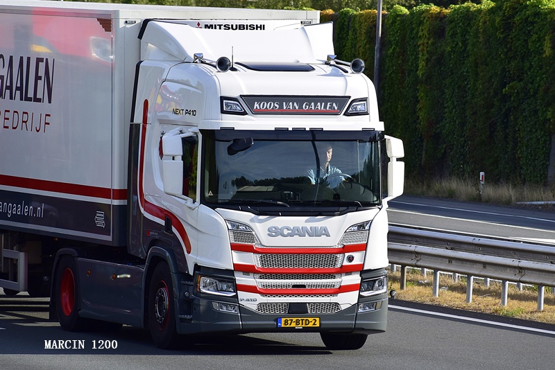 _DSC7925-crop-Koos van Gaalen-SCANIA P410 NG.JPG