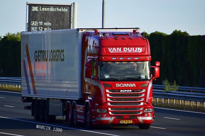 _DSC8061-crop-B van Duijn Transport-SCANIA R STREAMLINE.JPG
