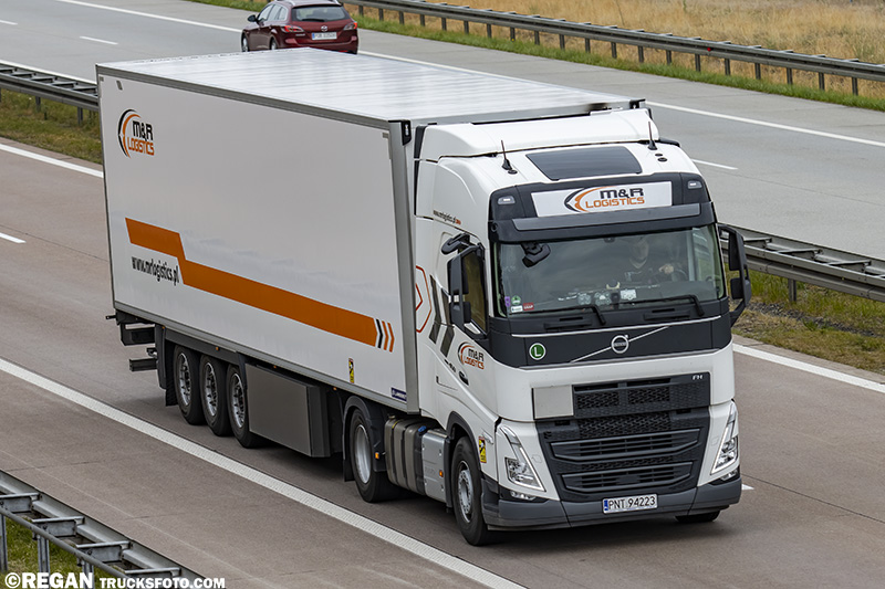 Volvo FH5 - M&R Logistics.jpg