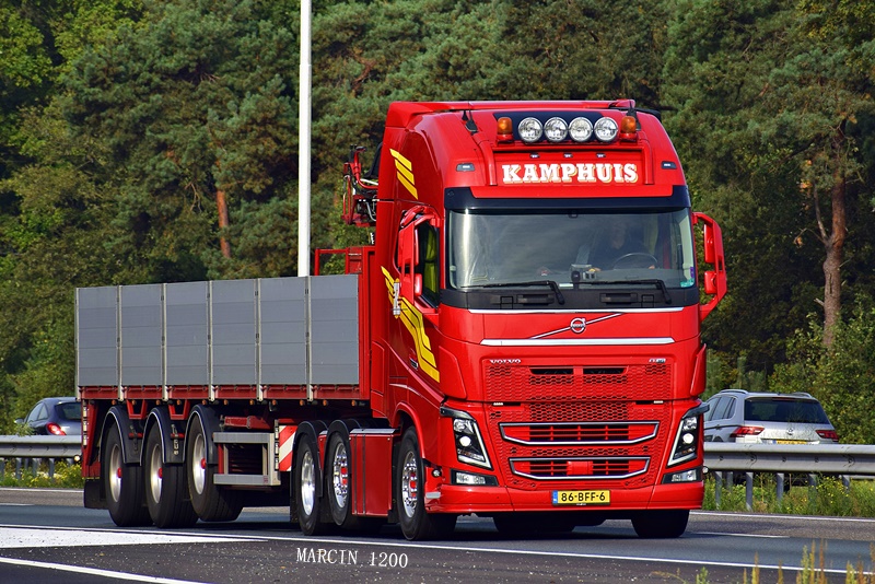 _DSC8219-crop-KAMPHUIS-VOLVO FX IV.JPG