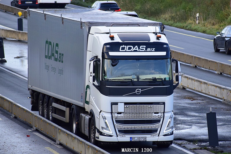 _DSC7518-crop-QDAS-VOLVO FH V.JPG