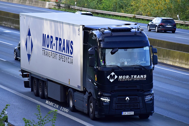 _DSC7562-crop-Mor-Trans-Renault Range-T EVO.JPG