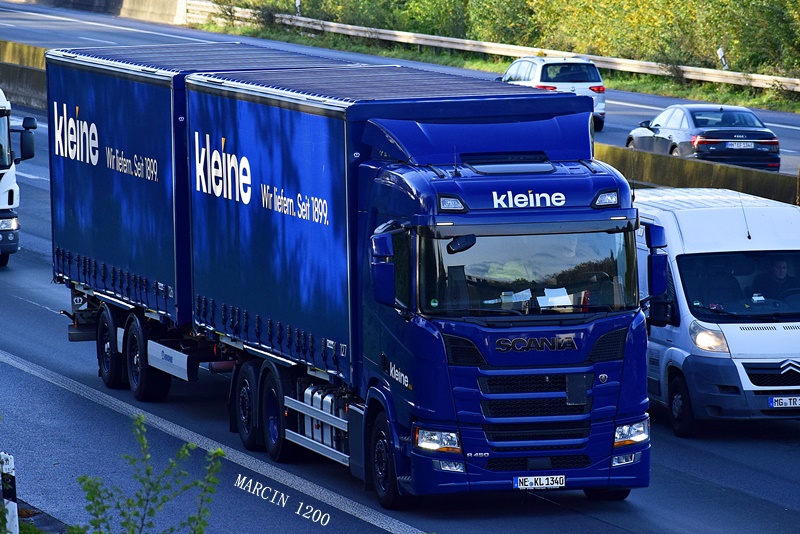 _DSC7622-crop-KLEINE-SCANIA R450 NG.JPG