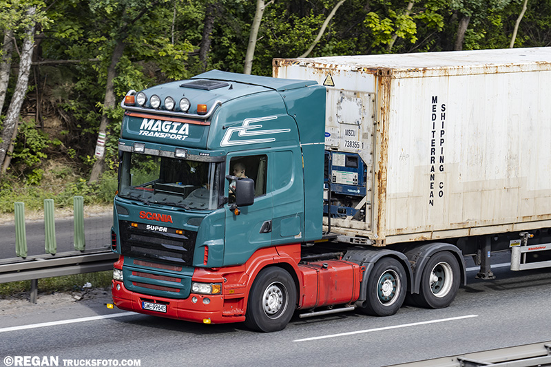 Scania R Magia Transport.jpg