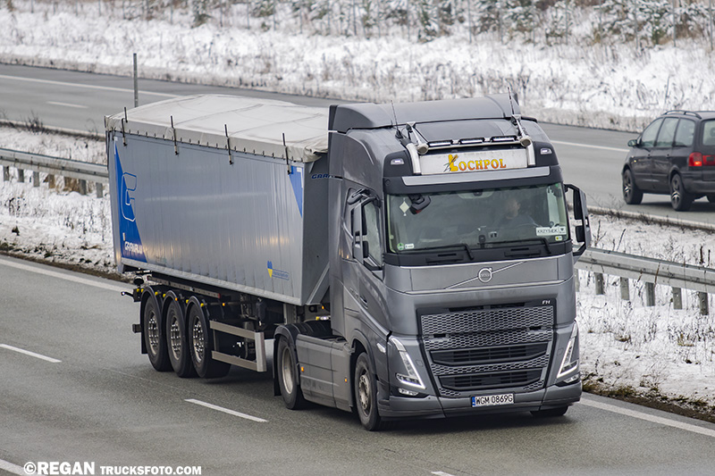 Volvo FH5 - Łochpol.jpg