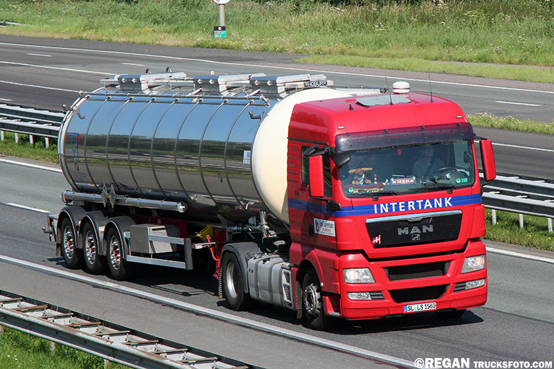 MAN TGX - Intertank.jpg