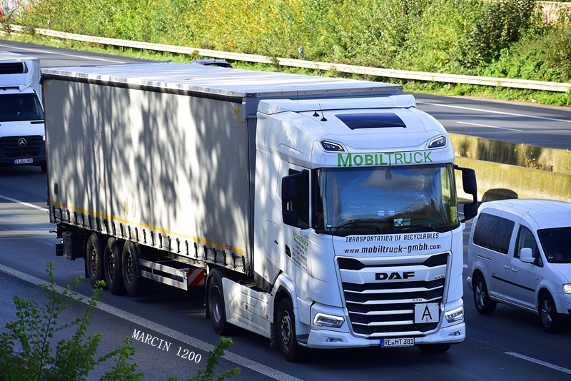 _DSC7785-crop-MobilTruck-DAF XG.JPG