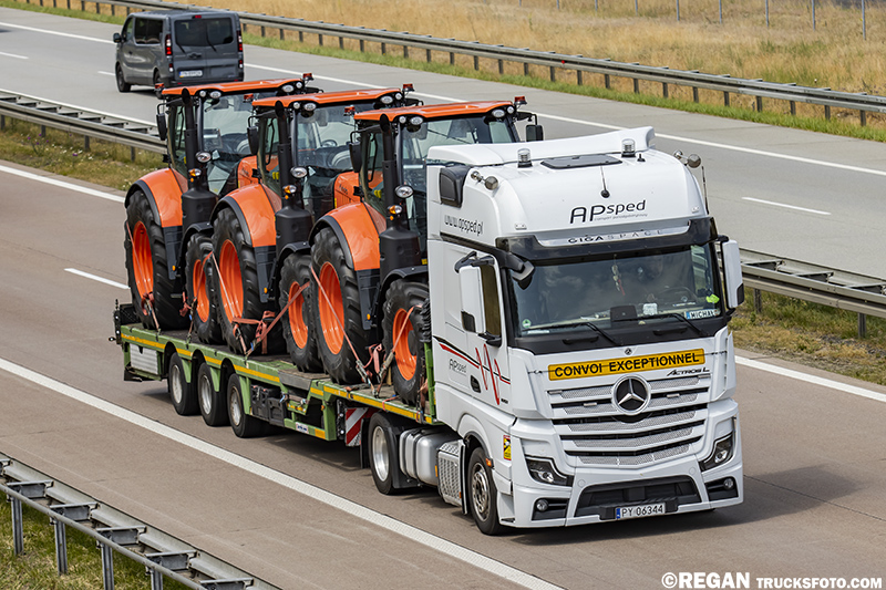 Mercedes-Benz Actros L - A.P.Sped.jpg