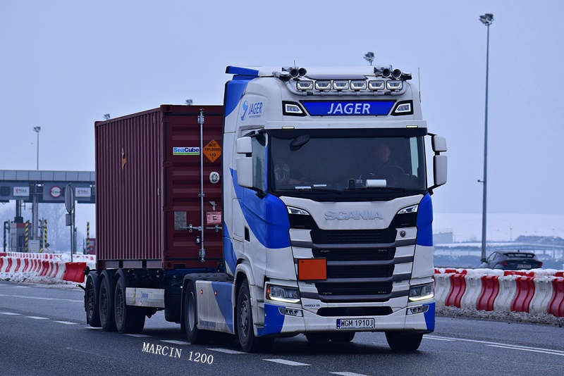 _DSC8445-crop-JAGER-SCANIA S450.JPG