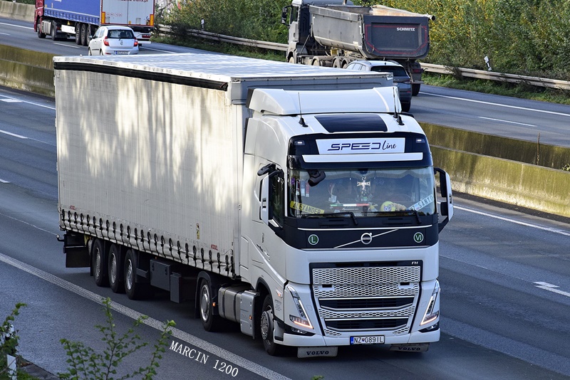 _DSC7587-crop-SPEED LINE-VOLVO FH V.JPG