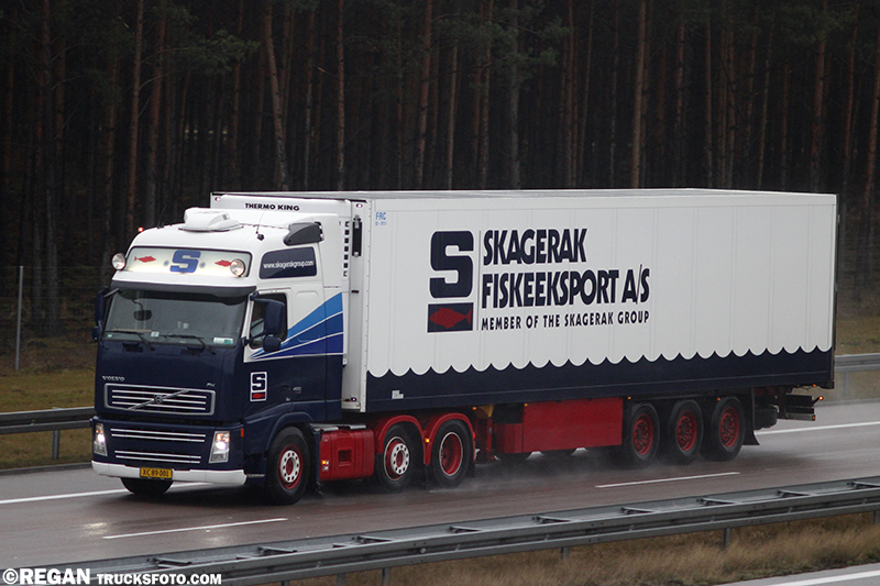 Volvo FH2 - Skagerak Group.jpg