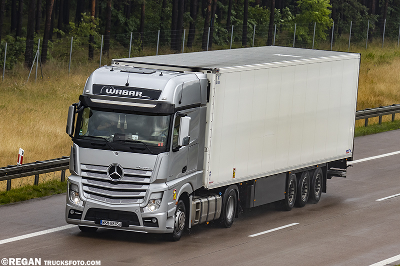 Mercedes-Benz Actros MP4 - Wabar.jpg