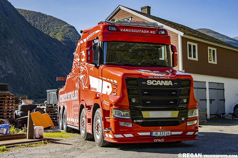 Scania S580T Torpedo NG - Vangsguservice.jpg