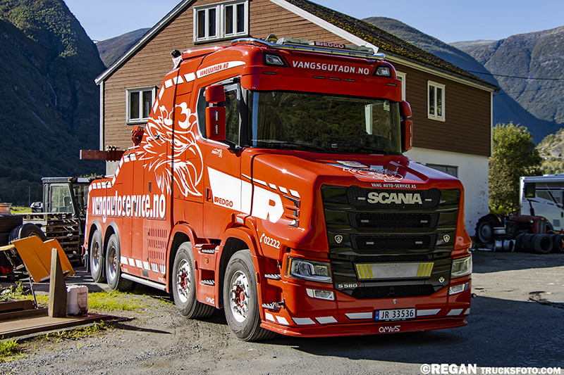 Scania S580T Torpedo NG - Vangsgutadn.jpg