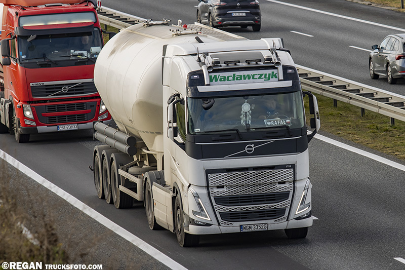Volvo FH5 - Wacławczyk.jpg