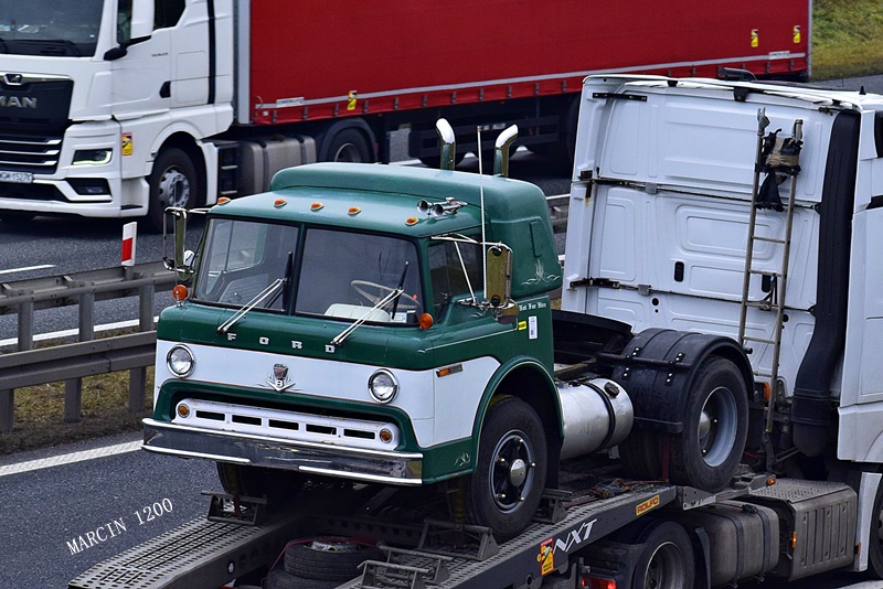 _DSC8624-crop-Ford serii C.JPG