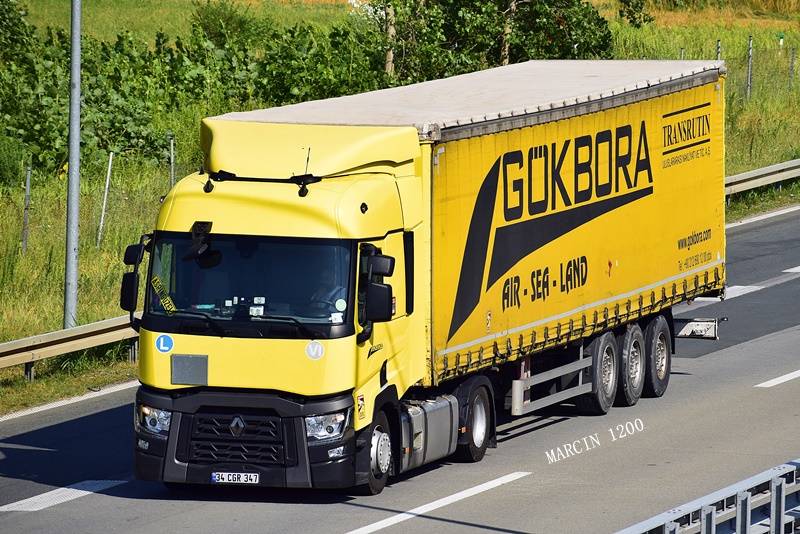 _DSC5497-crop-Gökbora-Renault Range T.JPG