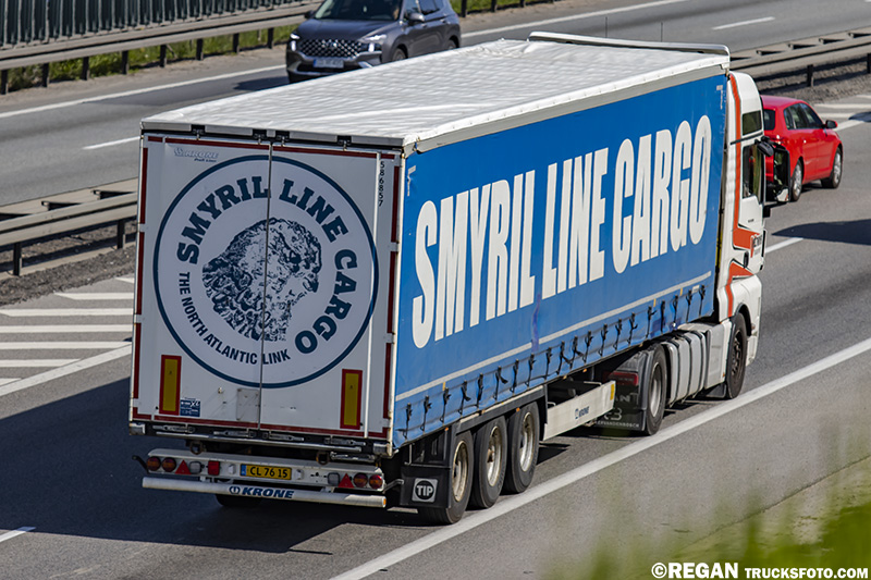 MAN TGX - Velthoven - Smyril Line Cargo.jpg